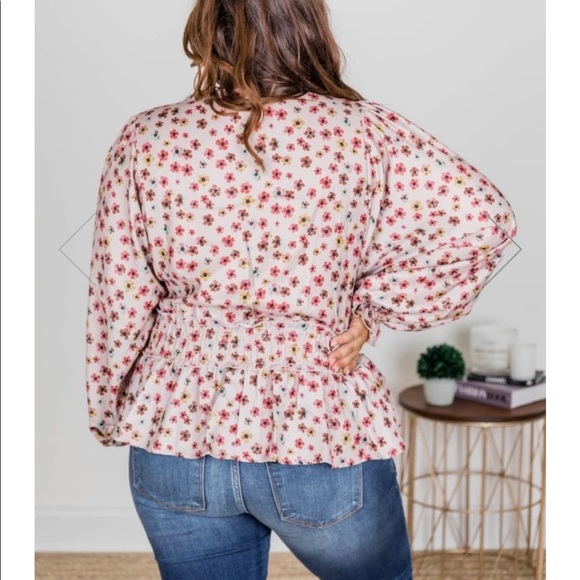 Pink Lily “Once upon a dream floral top” - Picture 2 of 2